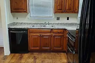 5427 Park Pl S, Atlanta, GA 30349 - Photo 3