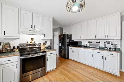 403 Ryan Circle, Winder, GA 30680 - Photo 5