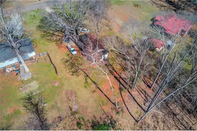 382 Dixie Red Avenue, Jefferson, GA 30549 - Photo 5