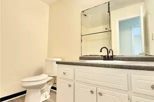 5370 Ridge Forest Dr, Stone Mountain, GA 30083 - Photo 17