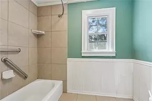 2844 Jordan Woods Dr, Lawrenceville, GA 30044 - Photo 15