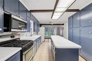 2844 Jordan Woods Dr, Lawrenceville, GA 30044 - Photo 7