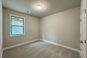 2130 Manor Pointe Dr, Cumming, GA 30041 - Photo 3