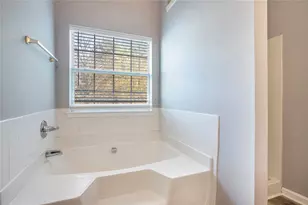 2146 Mulberry Ln, Lithonia, GA 30058 - Photo 21