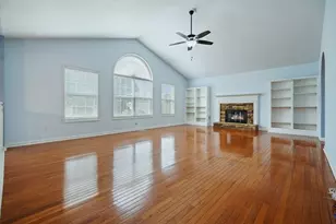 1037 Queensbury Run, Acworth, GA 30102 - Photo 5