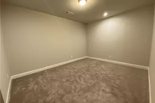 10012 Jack Dr, Roswell, GA 30076 - Photo 11