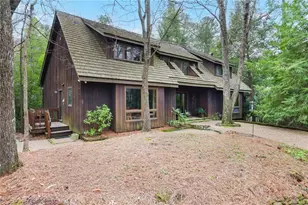 933 Greymont Cir NW, Marietta, GA 30064 - Photo 1