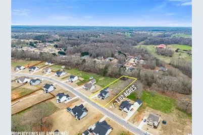 311 Webb Meadows Drive, Jefferson, GA 30549 - Photo 3