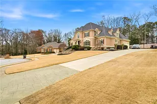 8550 Lake Forrest Dr, Douglasville, GA 30134 - Photo 3