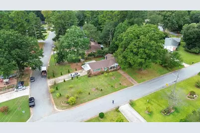 5524 Laurel Lane NW, Lilburn, GA 30047 - Photo 37