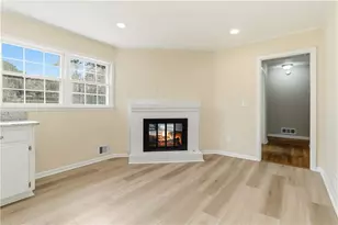 5524 Laurel Ln NW, Lilburn, GA 30047 - Photo 15