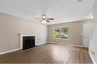 3228 Diamond Bluff, Union City, GA 30291 - Photo 3