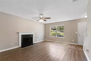 3228 Diamond Blf, Union City, GA 30291 - Photo 3