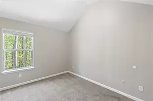 3228 Diamond Blf, Union City, GA 30291 - Photo 15