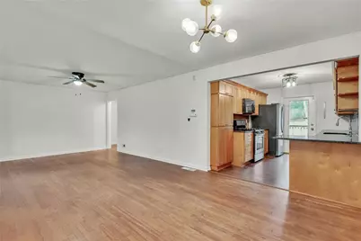 2015 E Camellia Drive, Decatur, GA 30032 - Photo 7