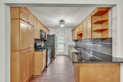 2015 E Camellia Drive, Decatur, GA 30032 - Photo 9