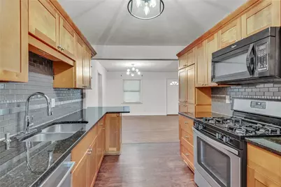 2015 E Camellia Drive, Decatur, GA 30032 - Photo 11