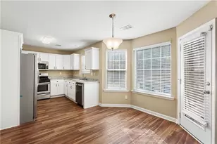 3909 Belmont Ridge Dr, Lithonia, GA 30038 - Photo 11