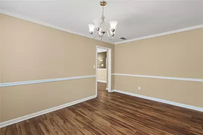 3909 Belmont Ridge Drive, Lithonia, GA 30038 - Photo 9