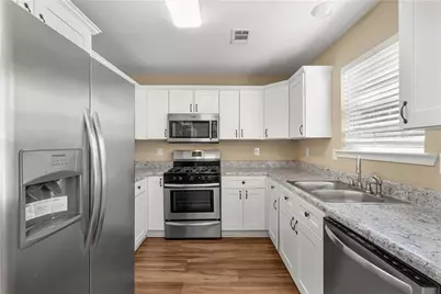 3909 Belmont Ridge Drive, Lithonia, GA 30038 - Photo 17