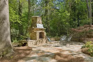 1024 Avery Creek Dr, Woodstock, GA 30188 - Photo 5