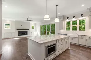 1006 Northcliffe Dr NW, Atlanta, GA 30318 - Photo 5