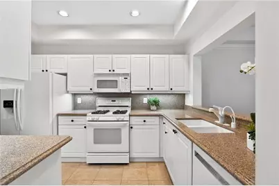 3636 Habersham Road NW #1106, Atlanta, GA 30305 - Photo 9