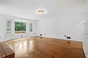 4193 Gladney Dr, Atlanta, GA 30340 - Photo 9