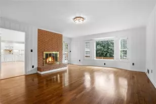 4193 Gladney Dr, Atlanta, GA 30340 - Photo 7