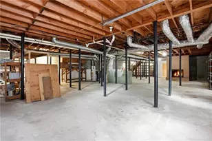 4193 Gladney Dr, Atlanta, GA 30340 - Photo 27