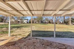 2338 Rockbridge Rd, Stone Mountain, GA 30087 - Photo 25