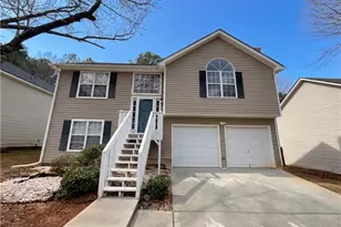 2690 Rambling Way, Lithonia, GA 30058 - Photo 1