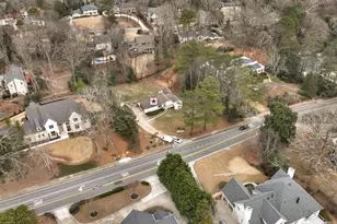 905 Heards Ferry Rd, Sandy Springs, GA 30328 - Photo 1