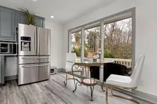 905 Heards Ferry Rd, Sandy Springs, GA 30328 - Photo 7