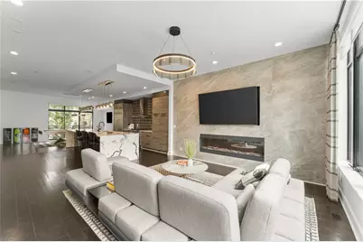 906 Lenox Boulevard NE, Atlanta, GA 30324 - Photo 3