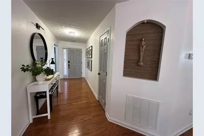 954 Village View Circle, Loganville, GA 30052 - Photo 33