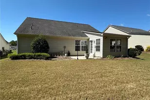 954 Village View Cir, Loganville, GA 30052 - Photo 35