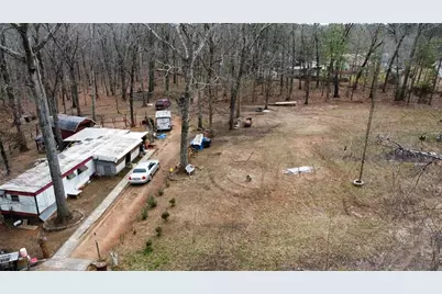 6394 Shore Drive, Douglasville, GA 30135 - Photo 15