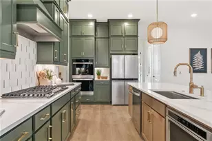 208 Knollwood Bnd, Canton, GA 30015 - Photo 5