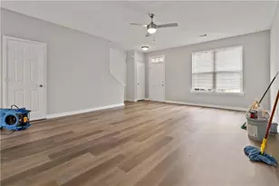 4138 High Park Ln, Atlanta, GA 30344 - Photo 9