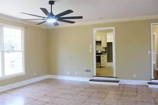 5943 Christopher Ln, Lithonia, GA 30058 - Photo 31