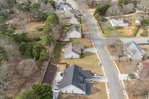 738 York View Dr, Auburn, GA 30011 - Photo 53