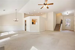 738 York View Dr, Auburn, GA 30011 - Photo 9