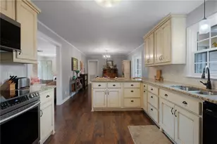 136 Meadow Ln, Calhoun, GA 30701 - Photo 13