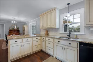 136 Meadow Ln, Calhoun, GA 30701 - Photo 11