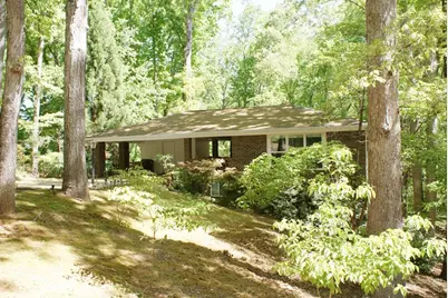 1146 Lakeshore Drive, Gainesville, GA 30501 - Photo 3