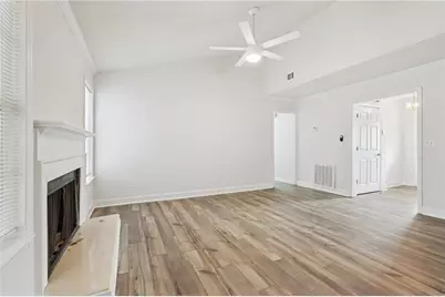 240 Plantation Glen Court, Johns Creek, GA 30022 - Photo 5