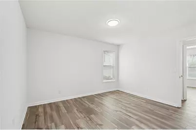 240 Plantation Glen Court, Johns Creek, GA 30022 - Photo 17