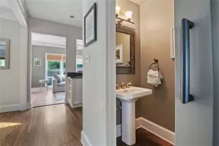 1213 Club Walk Dr NE, Brookhaven, GA 30319 - Photo 5