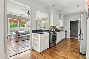 1213 Club Walk Dr NE, Brookhaven, GA 30319 - Photo 9